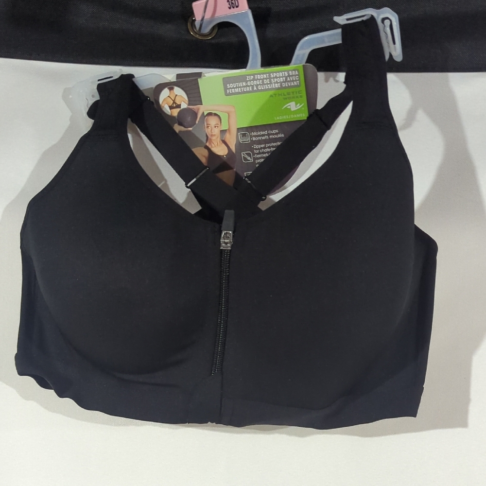 Athletic Works Black Front-Zip Sports Bra
